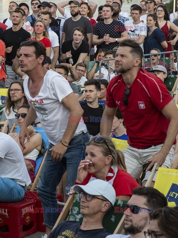 Euro 2020. Kibice oglądają mecz Polska-Szwecja