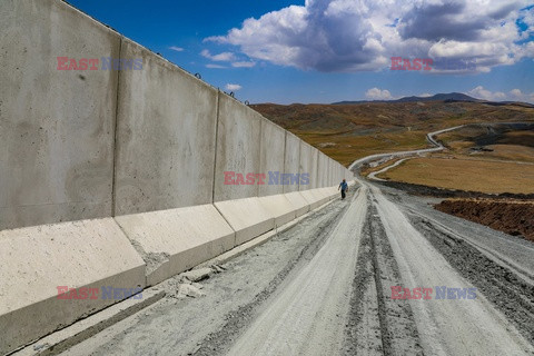 Budowa muru na granicy turecko-irańskiej