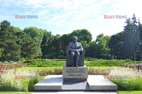 Warszawskie pomniki MaBa