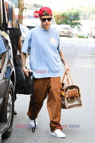 Justin Bieber z torbą Louis Vuitton