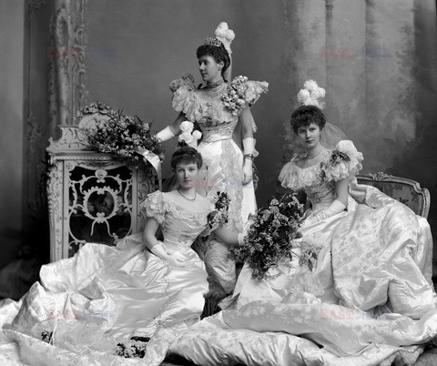 Victoria and Albert Museum archiwalia