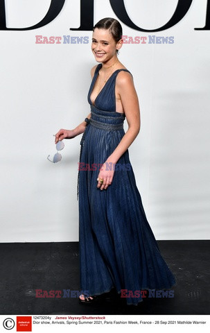 Goście na Tygodniu Mody w Paryżu - lato 2022