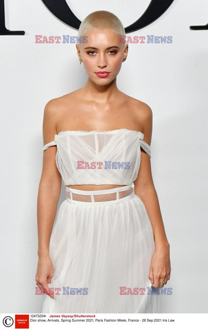 Goście na Tygodniu Mody w Paryżu - lato 2022