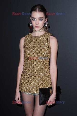 Goście na Tygodniu Mody w Paryżu - lato 2022