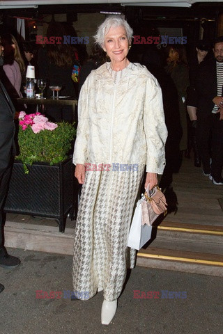 Goście na Tygodniu Mody w Paryżu - lato 2022