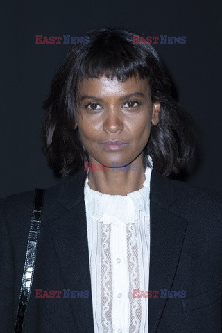 Goście na Tygodniu Mody w Paryżu - lato 2022