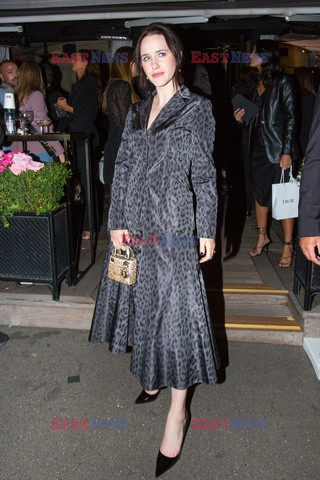 Goście na Tygodniu Mody w Paryżu - lato 2022