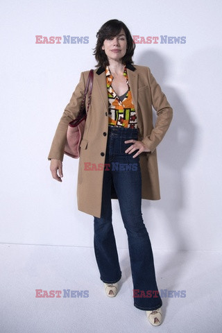 Goście na Tygodniu Mody w Paryżu - lato 2022