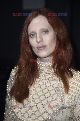 Goście na Tygodniu Mody w Paryżu - lato 2022