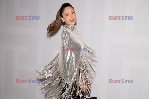 Goście na Tygodniu Mody w Paryżu - lato 2022