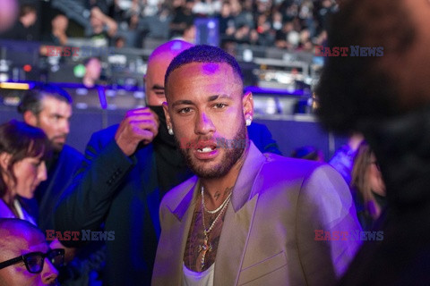 Goście na Tygodniu Mody w Paryżu - lato 2022