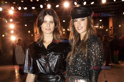 Goście na Tygodniu Mody w Paryżu - lato 2022