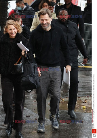 Goście na Tygodniu Mody w Paryżu - lato 2022