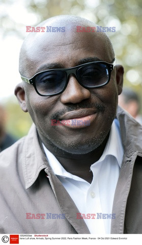 Goście na Tygodniu Mody w Paryżu - lato 2022