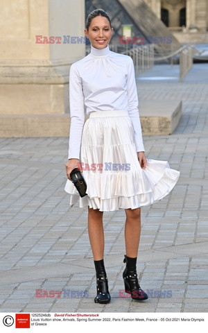 Goście na Tygodniu Mody w Paryżu - lato 2022