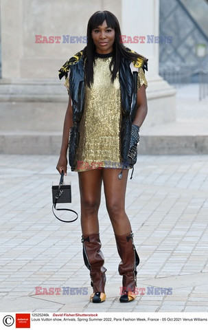 Goście na Tygodniu Mody w Paryżu - lato 2022