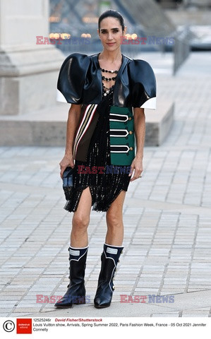 Goście na Tygodniu Mody w Paryżu - lato 2022