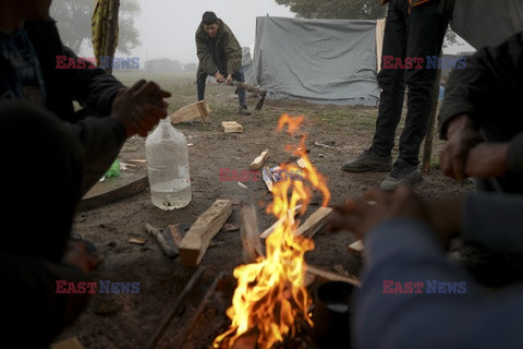 Obóz migrantów z Afganistanu w Bośni