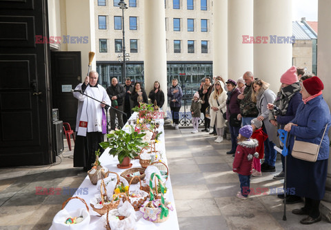 Wielka Sobota - święcenie pokarmów i liturgie
