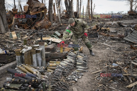 Wojna w Ukrainie - Rosjanie wycofali się z lotniska Hostomel