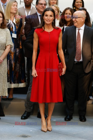 Królowa Letizia w czerwonej sukience