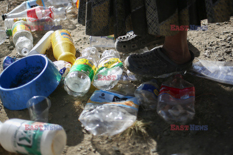 Zbieraczki plastikowych odpadów z Boliwii - Abaca