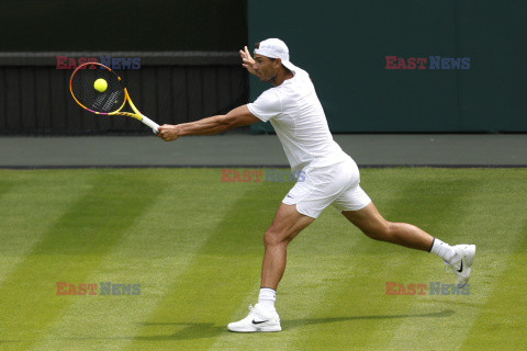 Rafael Nadal trenuje przed turniejem w Wimbledonie