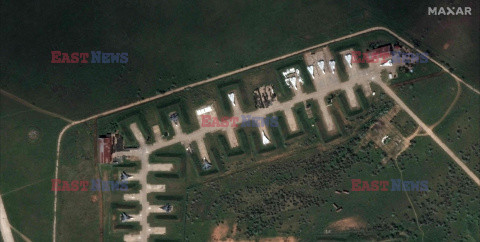 Eksplozje w bazie lotniczej na Krymie