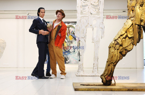 Wystawa prac Nicka Cave'a i Brada Pitta w Tampere