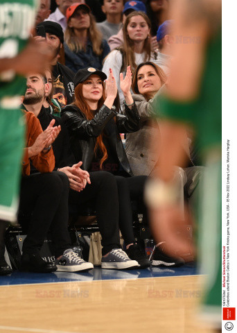 Lindsay Lohan na meczu koszykówki