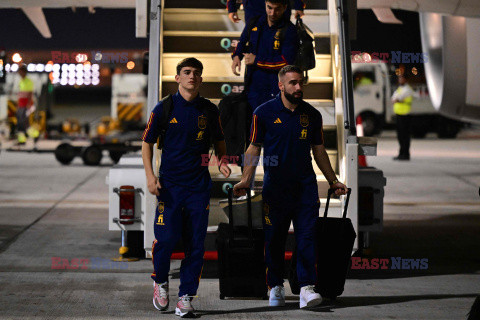 Piłkarskie reprezentacje przybywają do Kataru