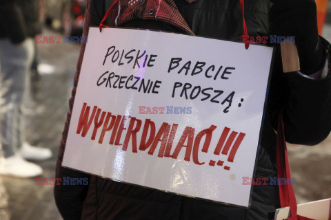 Protest grupy Polskie Babcie