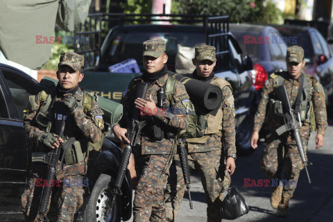 Policja walczy z gangiem w Soyapango w Salwadorze