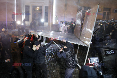 Protesty w Tbilisi