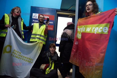 Blokada siedziby PiS przez Ruch Solidarności Klimatycznej