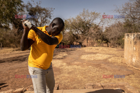 Piaszczyste pole golfowe w Burkina Faso
