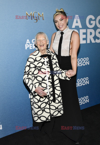 Florence Pugh z babcią na premierze filmu A Good Person
