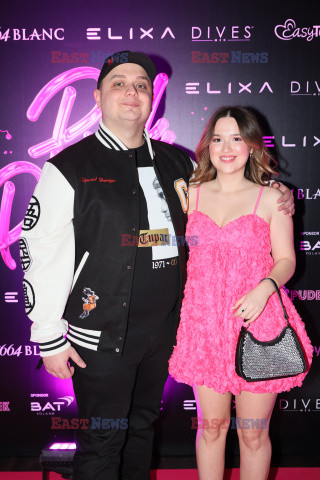 Pudelek Pink Party