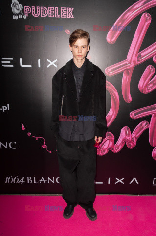 Pudelek Pink Party
