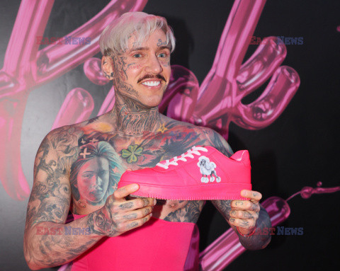 Pudelek Pink Party