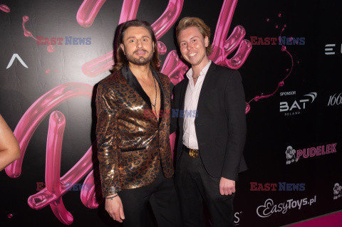 Pudelek Pink Party