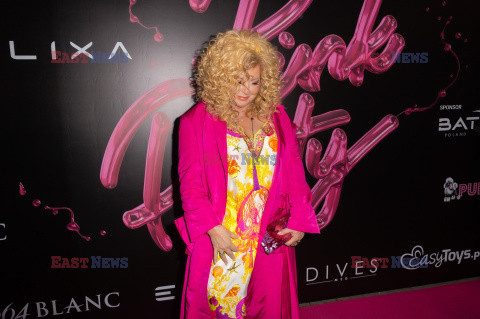 Pudelek Pink Party