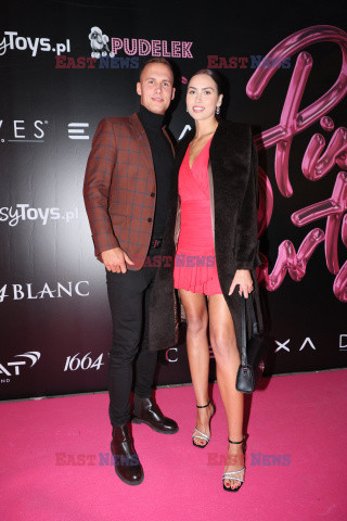 Pudelek Pink Party