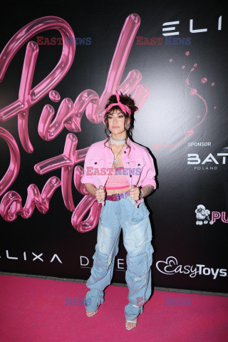 Pudelek Pink Party