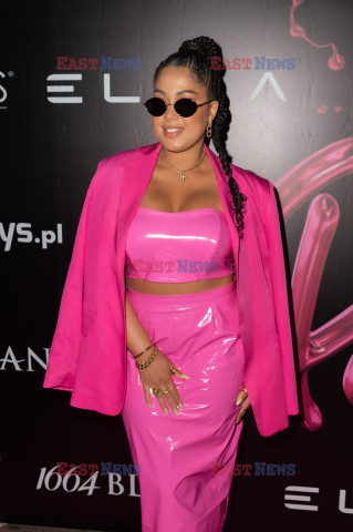 Pudelek Pink Party
