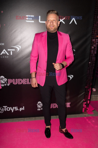 Pudelek Pink Party