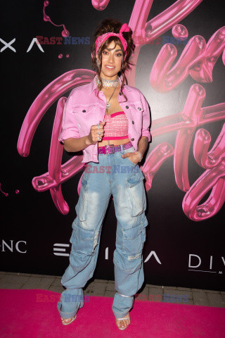 Pudelek Pink Party