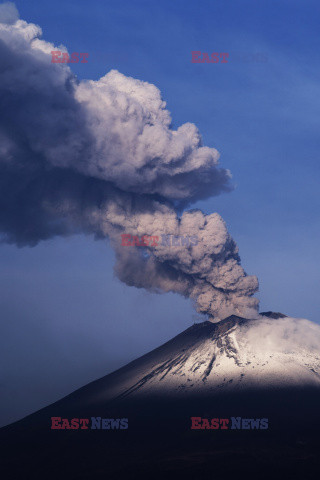Erupcja wulkanu Popocatepetl w Meksyku