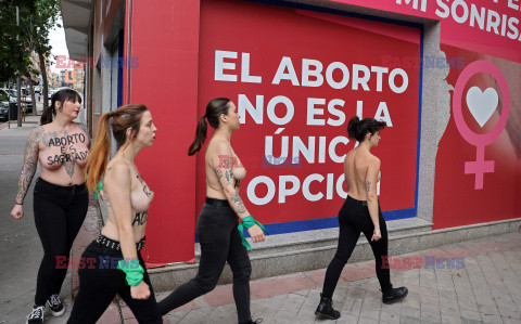 Protest Femen w Madrycie