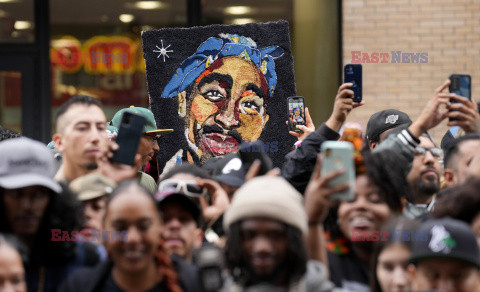 Tupac Shakur uhonorowany gwiazdą na Walk of Fame